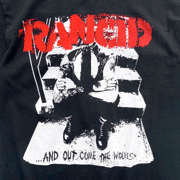 【お取り寄せ】RANCID / ランシッド - And Out Come The Wolves Tシャツ (ブラック