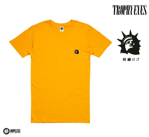 【お取り寄せ】Trophy Eyes /トロフィー・アイズ - Liberty Gold 刺繍ロゴ Tシャツ (ゴールド)