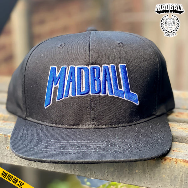 【お取り寄せ】【期間限定】Omerta x Madball / マッドボール x オメルタ - Blue Logo スナップバック・キャップ(ブラック)